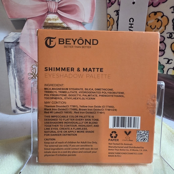 Beyond Apollo Eyeshadow Palette — Apollo - Picture 2 of 3